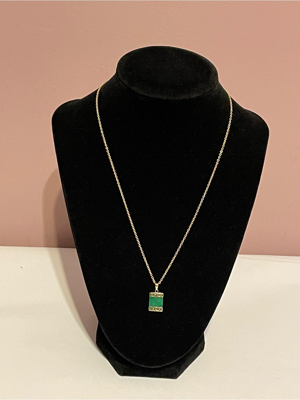 Solid 14k Gold Chain Necklace with green jade Pendant